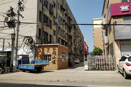 明湖附近秀水佳苑惠泽澜庭120平三室带车库精装证满2年