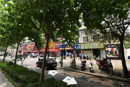 科信小区3室2厅2卫120㎡带大附房车位精装修